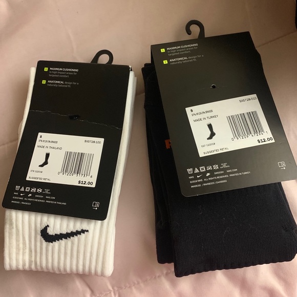 nike knee high socks - Picture 2 of 2